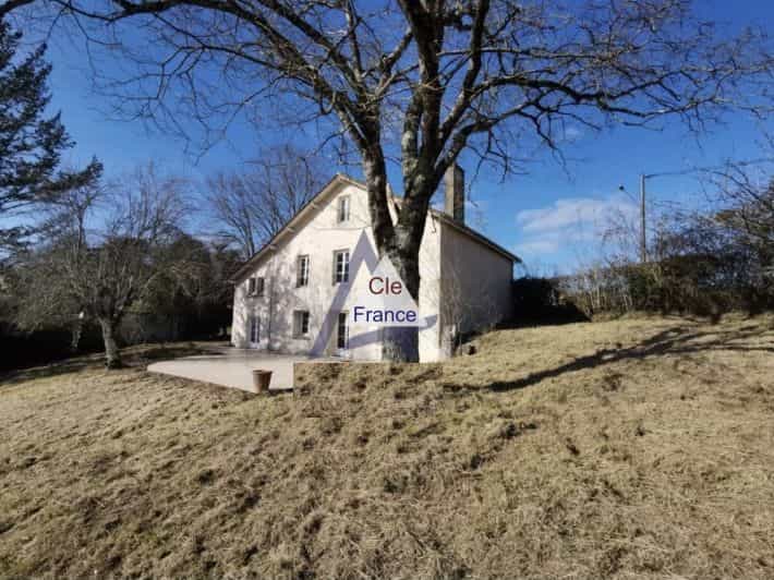 Будинок в Menesplet, Nouvelle-Aquitaine 12004155