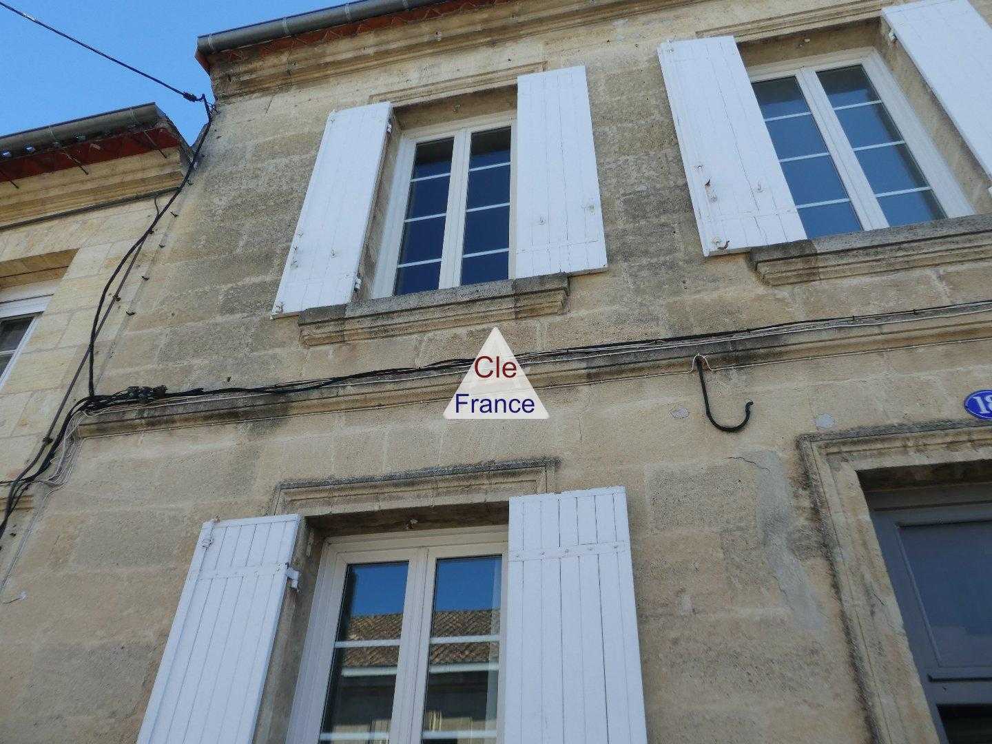 Hus i Castillon-la-Bataille, Nouvelle-Aquitaine 12004188