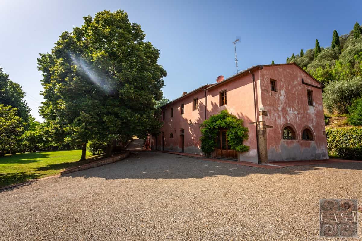 House in Palaia, Tuscany 12004192