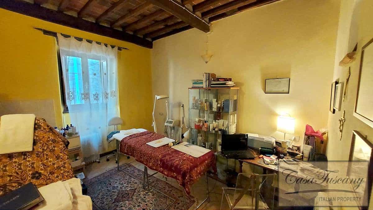 House in Bagni di Lucca, Tuscany 12004193