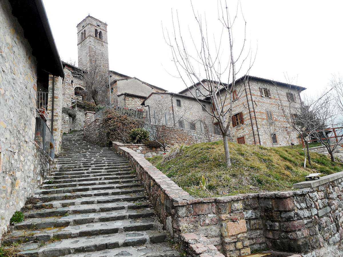 rumah dalam Castiglione di Garfagnana, Tuscany 12004196