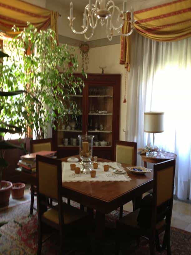 Talo sisään Barga, Tuscany 12004199