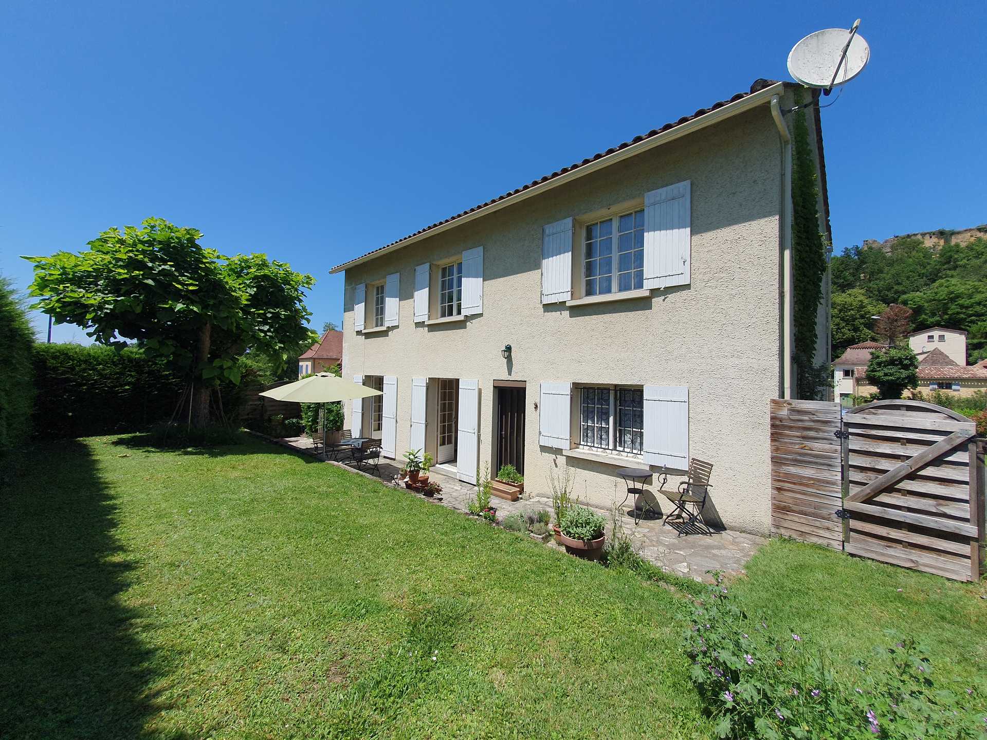 Hus i Badefols-sur-Dordogne, Nouvelle-Aquitaine 12004200
