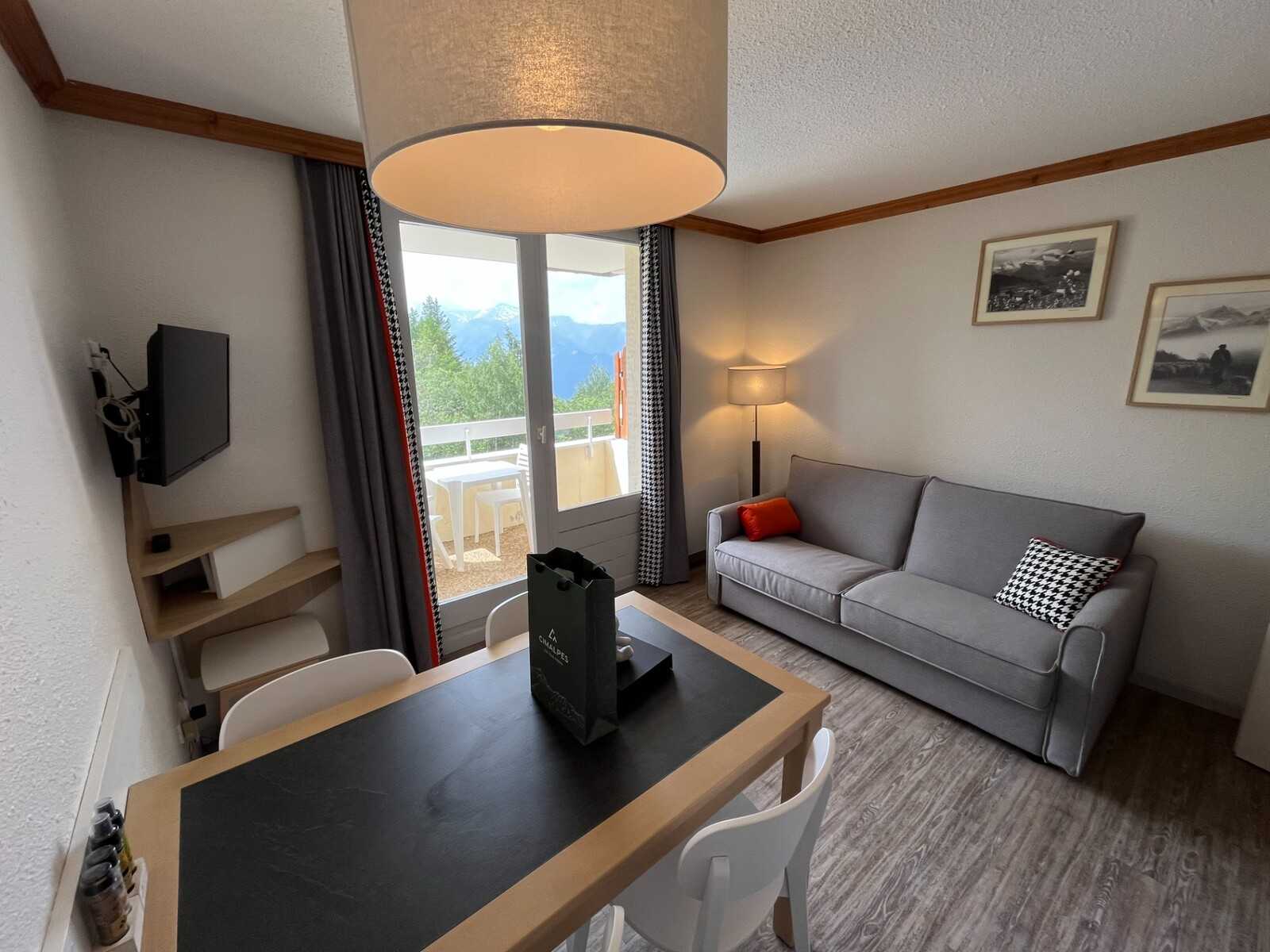 公寓 在 Huez, Auvergne-Rhône-Alpes 12004204