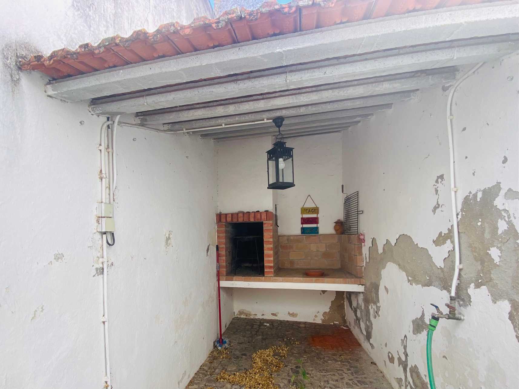Dom w São João da Ribeira, Santarém 12004254