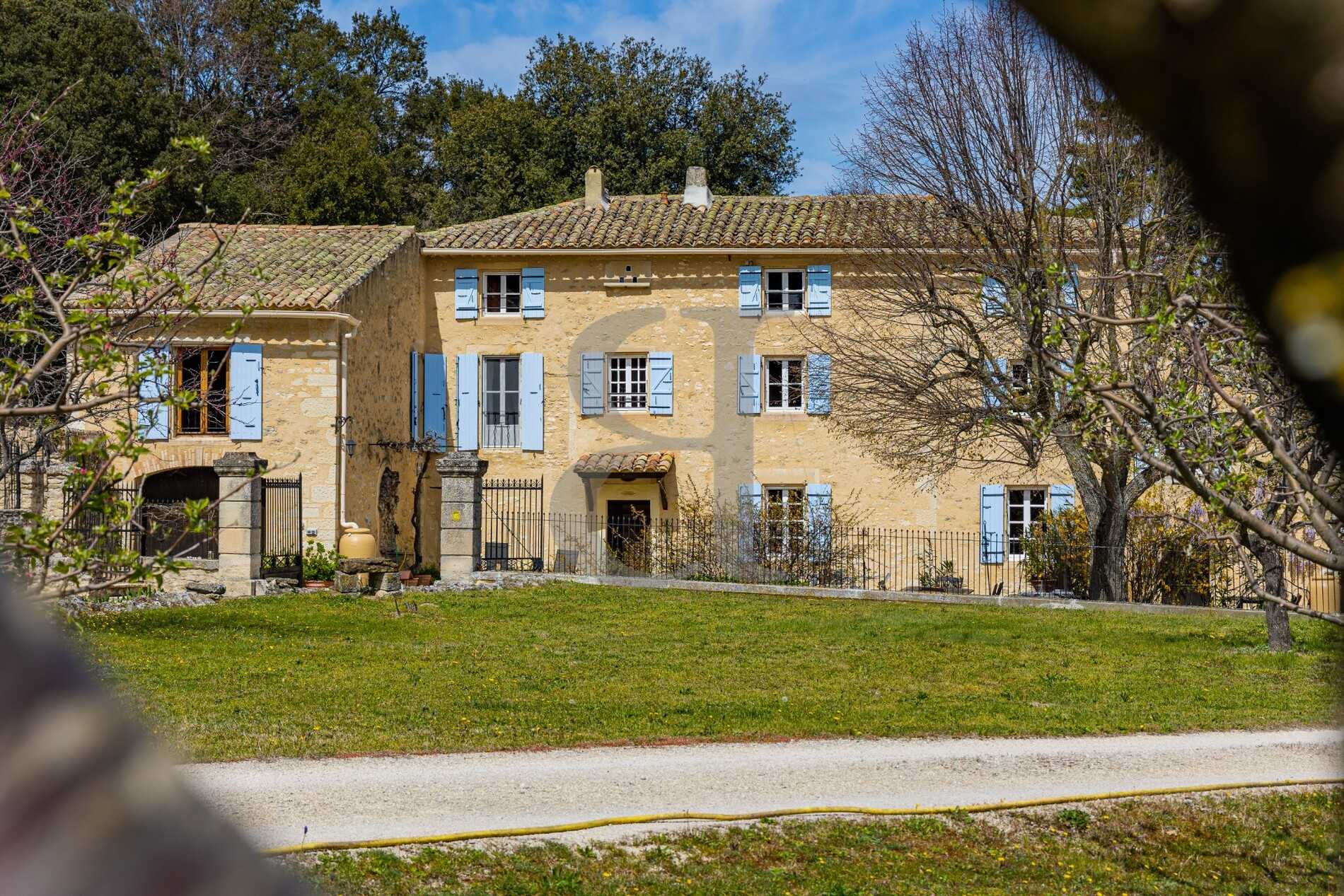 Casa nel Grignan, Auvergne-Rhône-Alpes 12004296