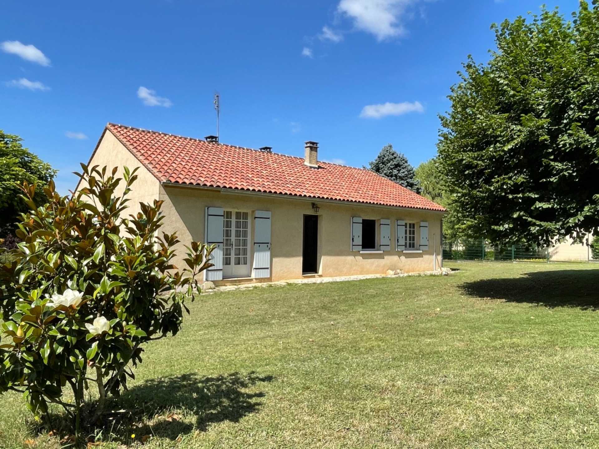 Dom w Saint-Cyprien, Nouvelle-Aquitaine 12004323