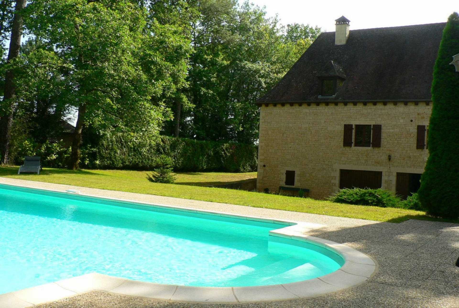 Dom w Sarlat-la-Canéda, Nouvelle-Aquitaine 12004371