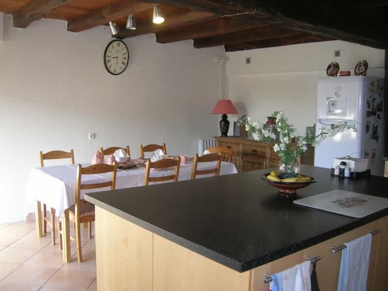 بيت في Recurt, Occitanie 12004378