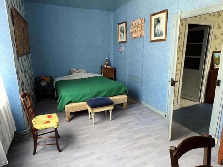 بيت في Civray, Nouvelle-Aquitaine 12004405