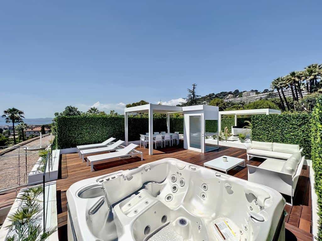 Condominio nel Cannes, Provence-Alpes-Côte d'Azur 12004410