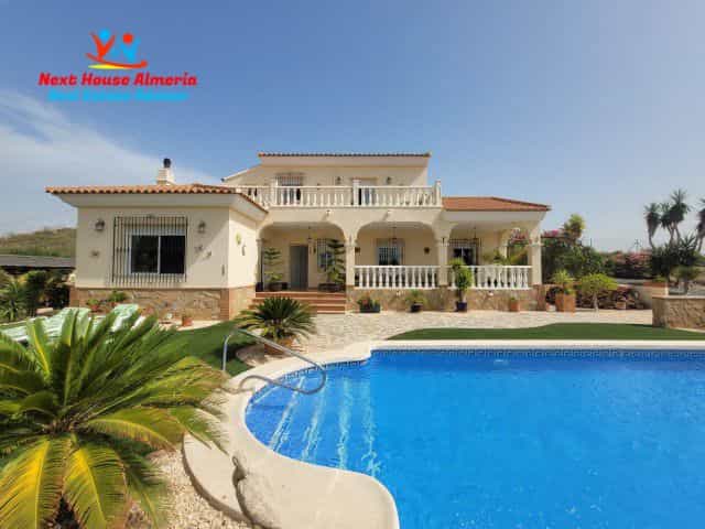 Hus i Zurgena, Andalusia 12005564
