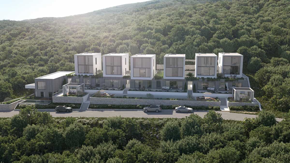 Condominium in Tivat, Tivat 12005769