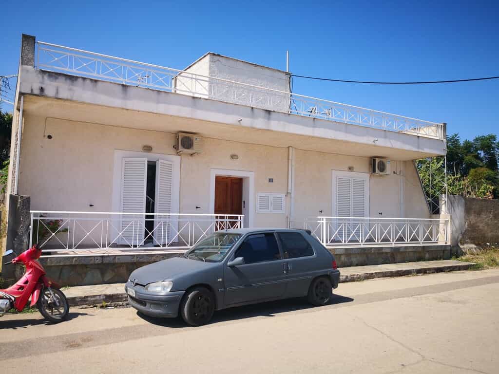 House in Lechaina, Dytiki Ellada 12006423