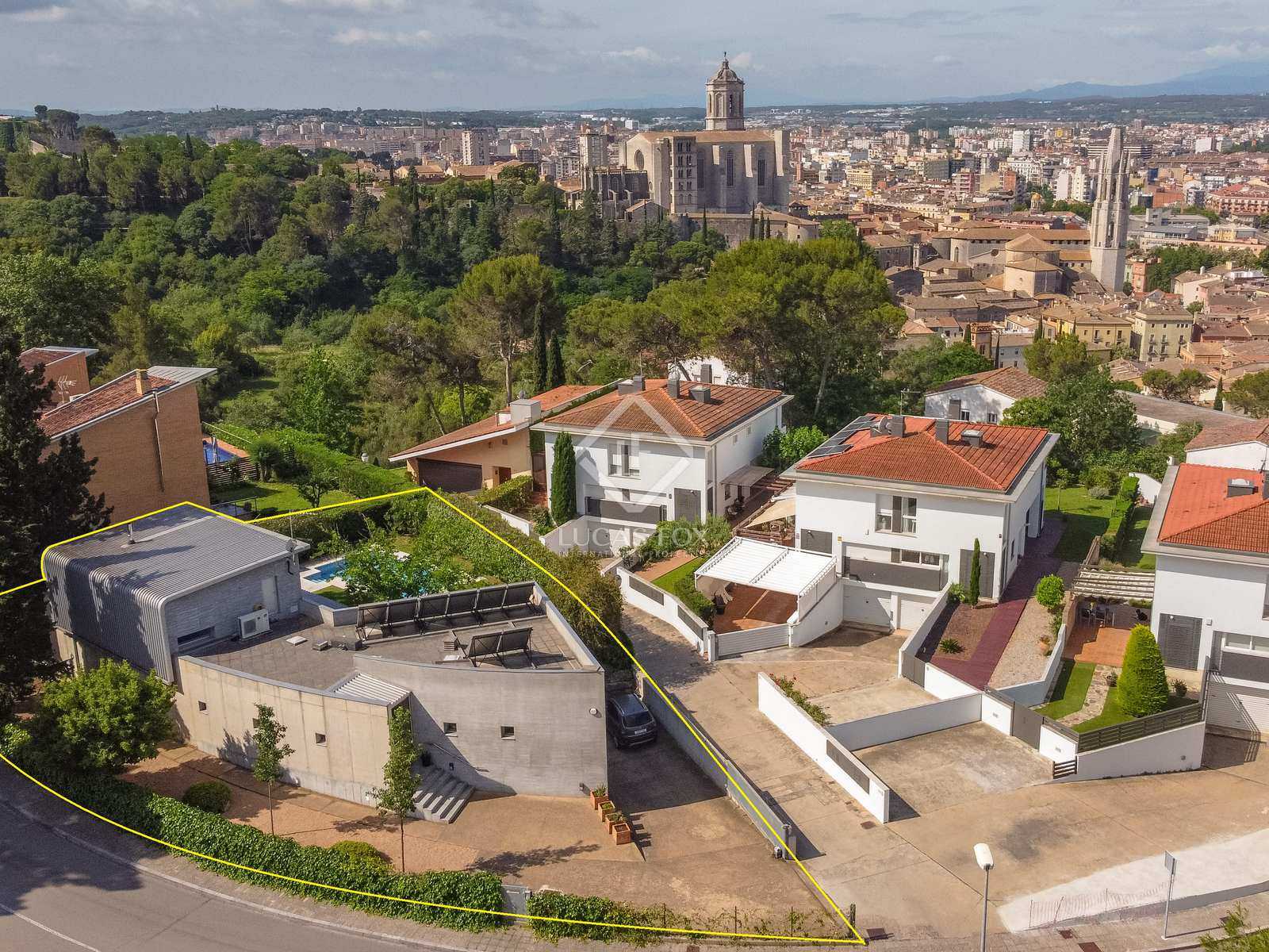 Hus i Girona, Catalonien 12006522