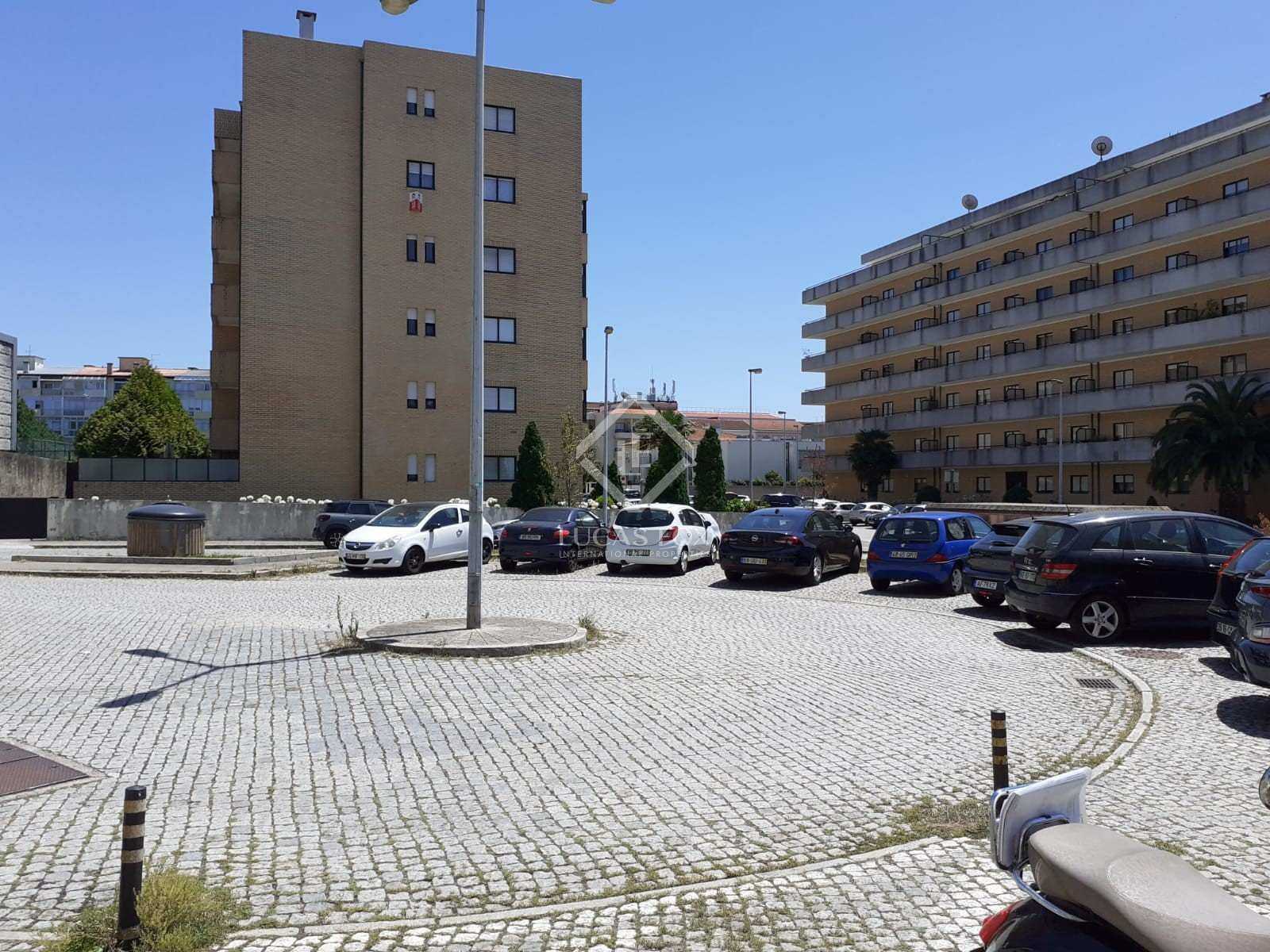 Pejabat dalam Porto, Porto District 12006530