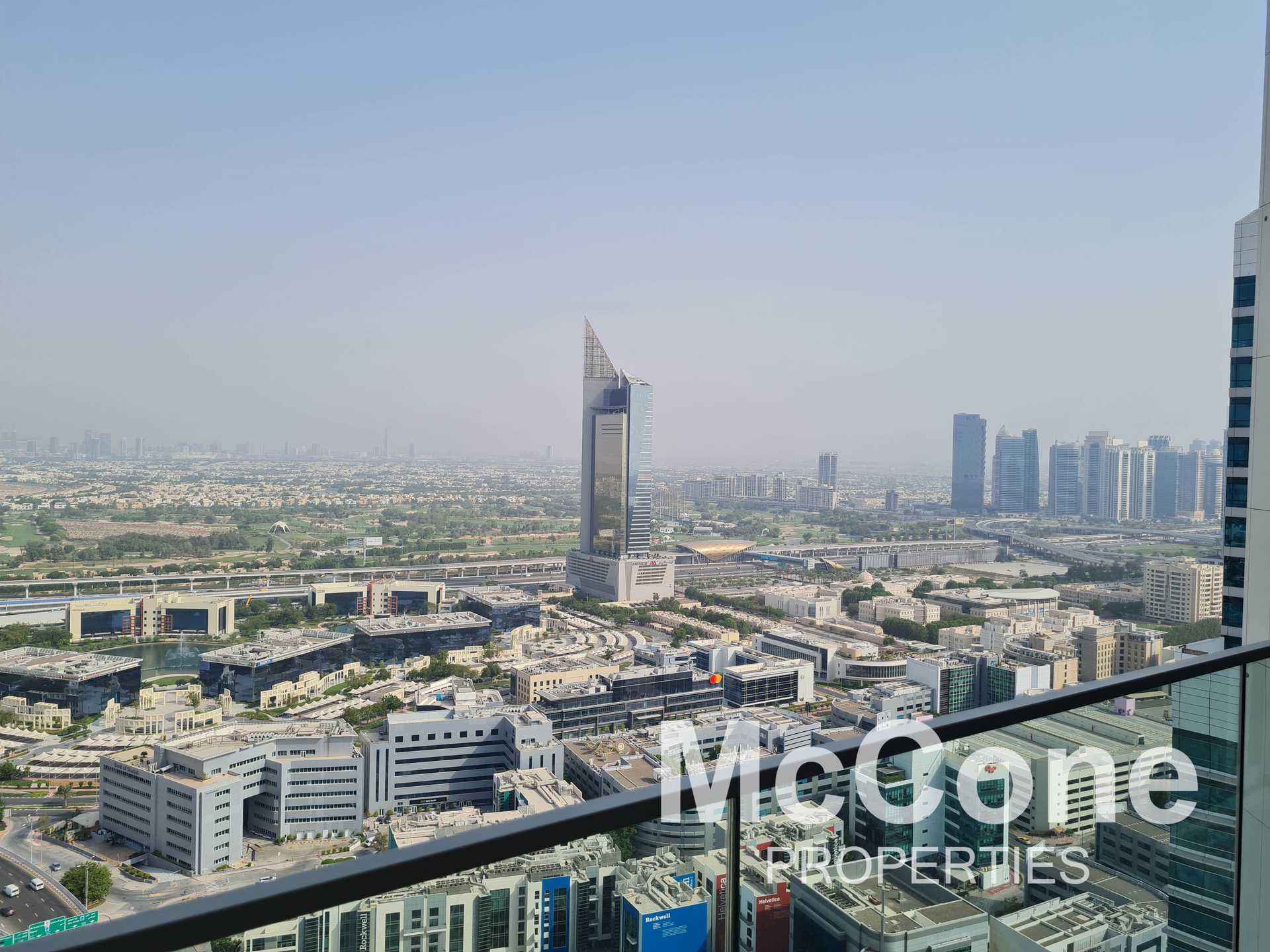 公寓 在 Dubai, Dubai 12006545