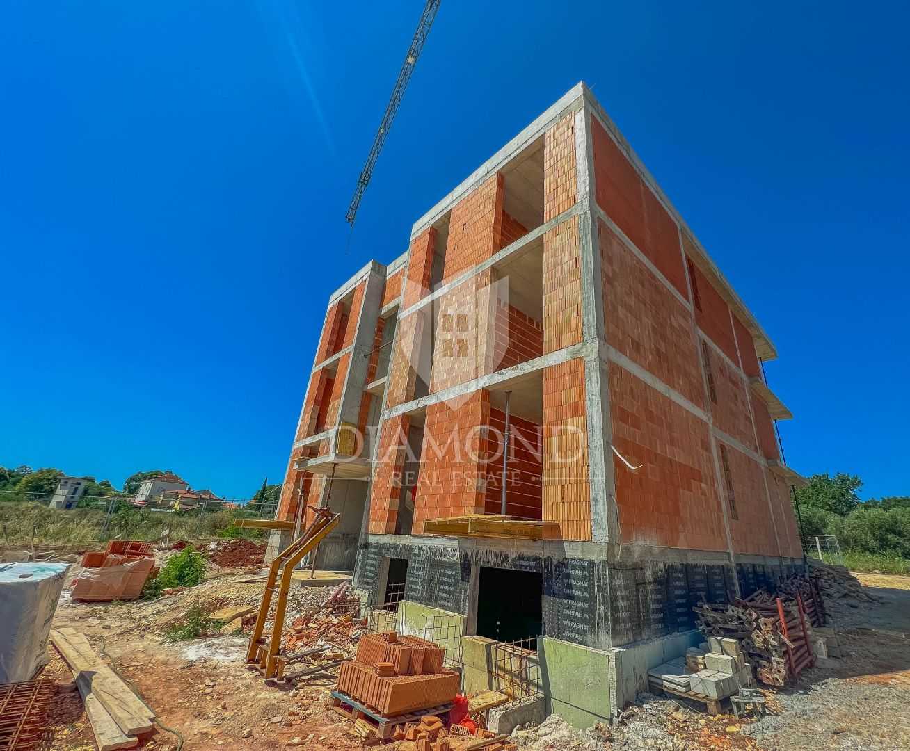 Condominium in Umag, Istria County 12006609