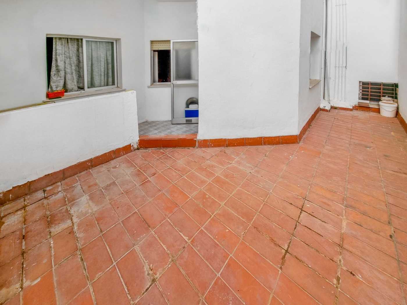 Condominium in San Luis de Sabinillas, Andalusia 12007018