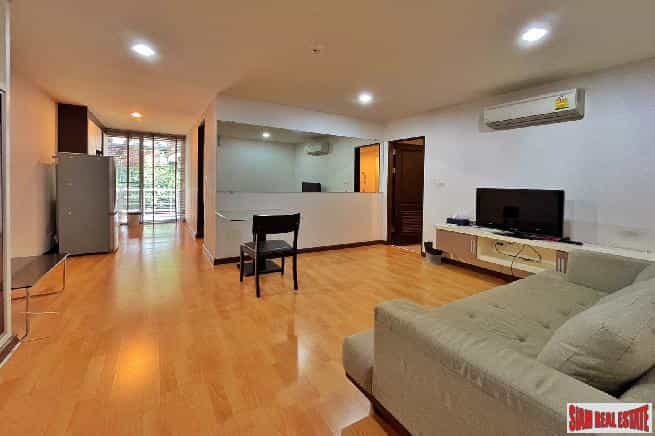 Condominium in Watthana, Krung Thep Maha Nakhon 12007655