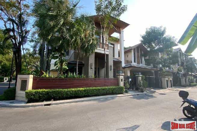 Haus im Phra Khanong, Krung Thep Maha Nakhon 12007711