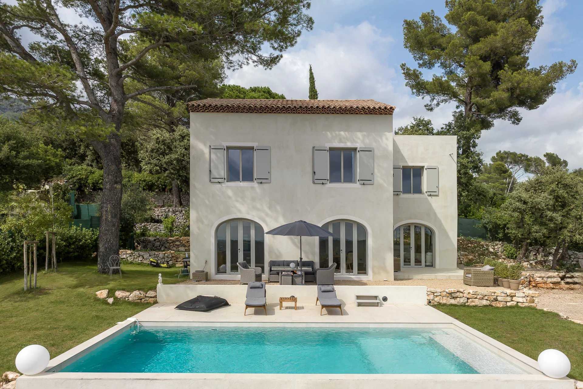 casa no Tourrettes-sur-Loup, Provence-Alpes-Côte d'Azur 12008042