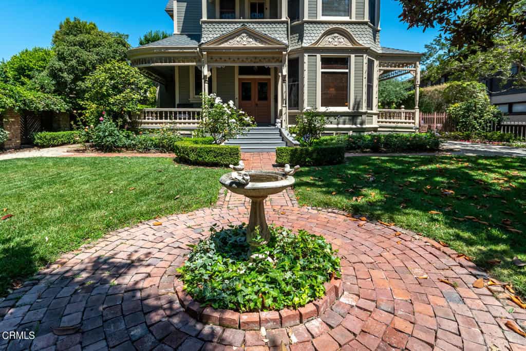 House in Pasadena, California 12009146