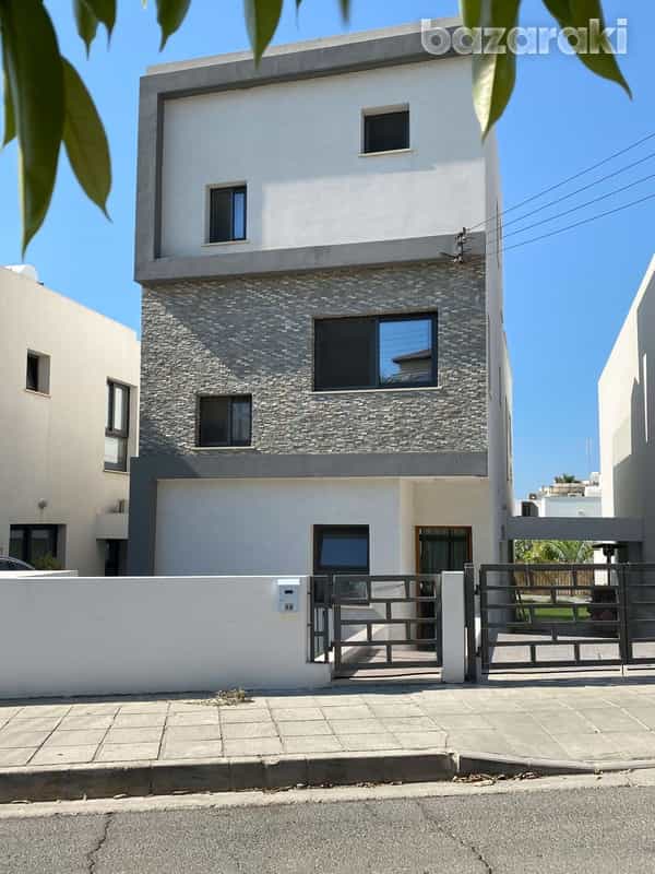Rumah di Agios Athanasios, Lemesos 12009506