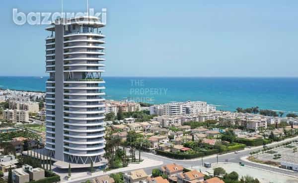 Condominium in Germasogeia, Limassol 12009816