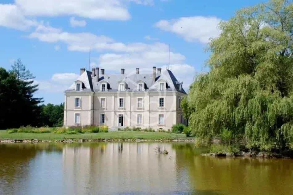 rumah dalam Loreux, Pusat-Val de Loire 12009960