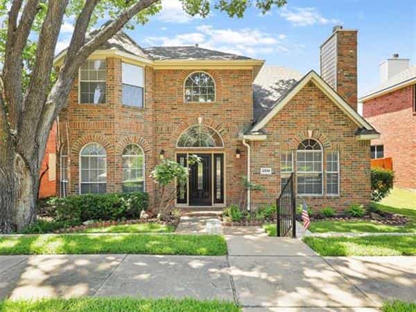 House in Plano, Texas 12010013