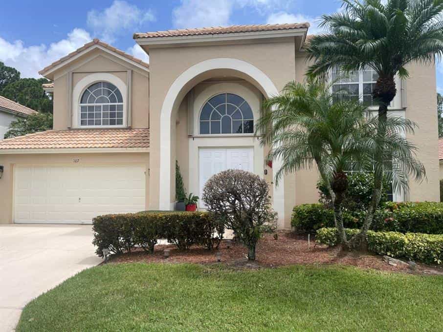 House in Palm Beach Gardens, Florida 12010219