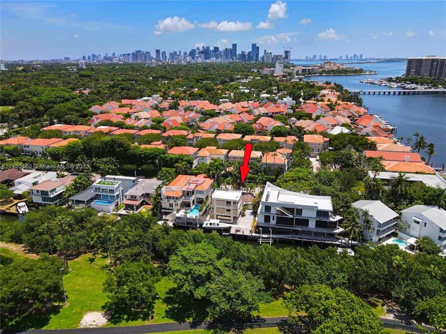 Condominium in Ocean View Heights, Florida 12010339