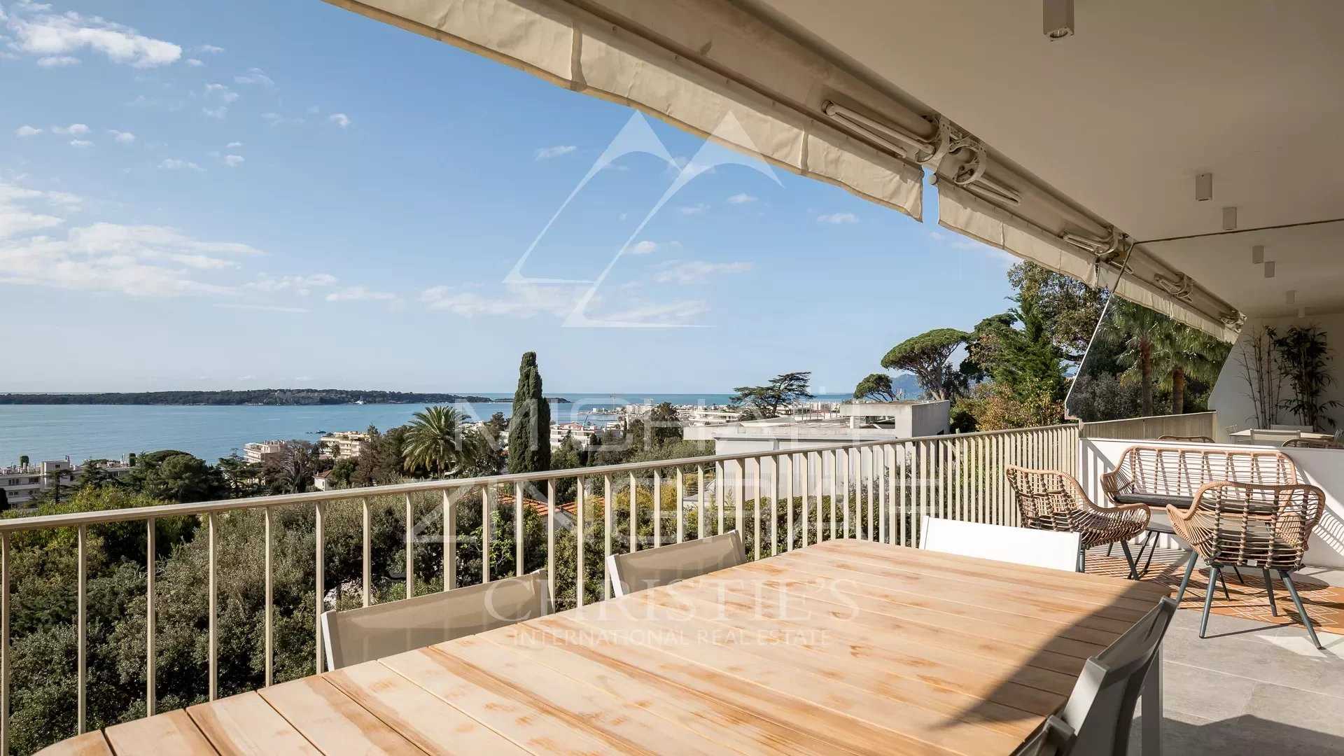 Eigentumswohnung im Cannes, Provence-Alpes-Côte d'Azur 12010375