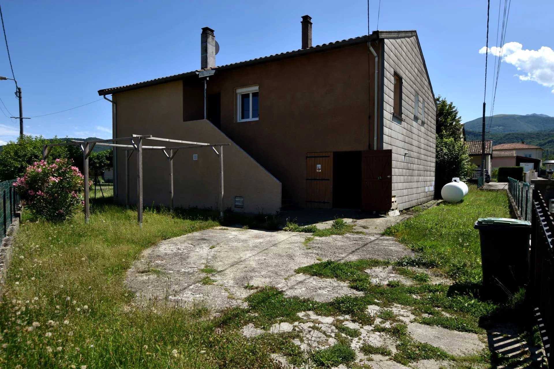 House in Villeneuve-d'Olmes, Occitanie 12010431