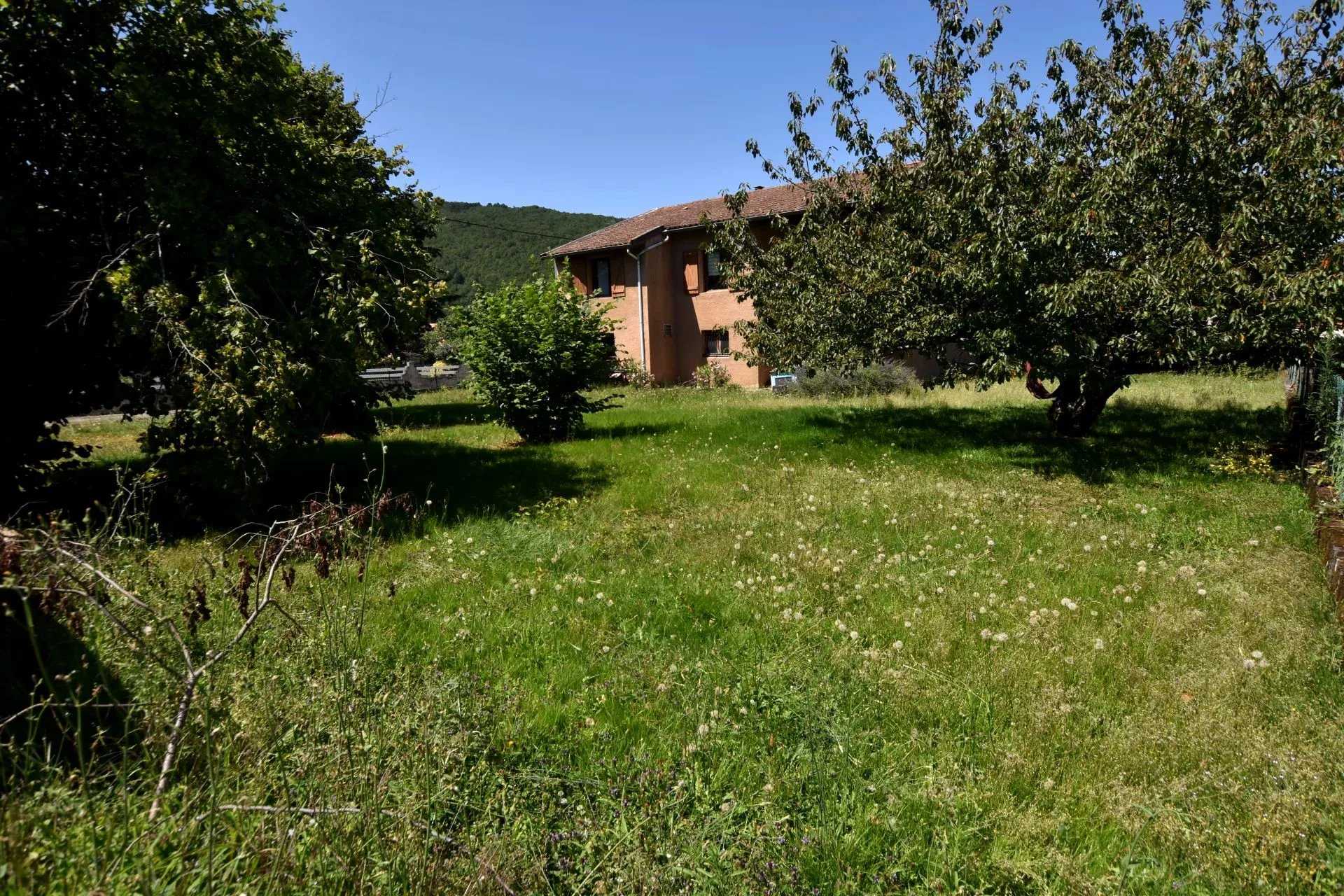 Residencial en Villeneuve-d'Olmes, Ariège 12010431