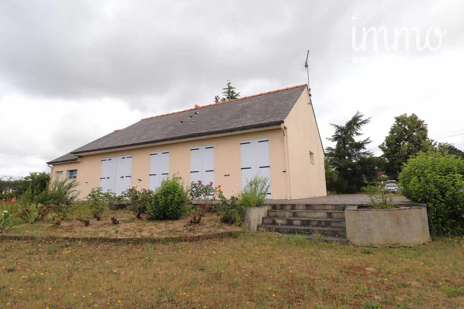 Huis in Neuille, Pays de la Loire 12010538