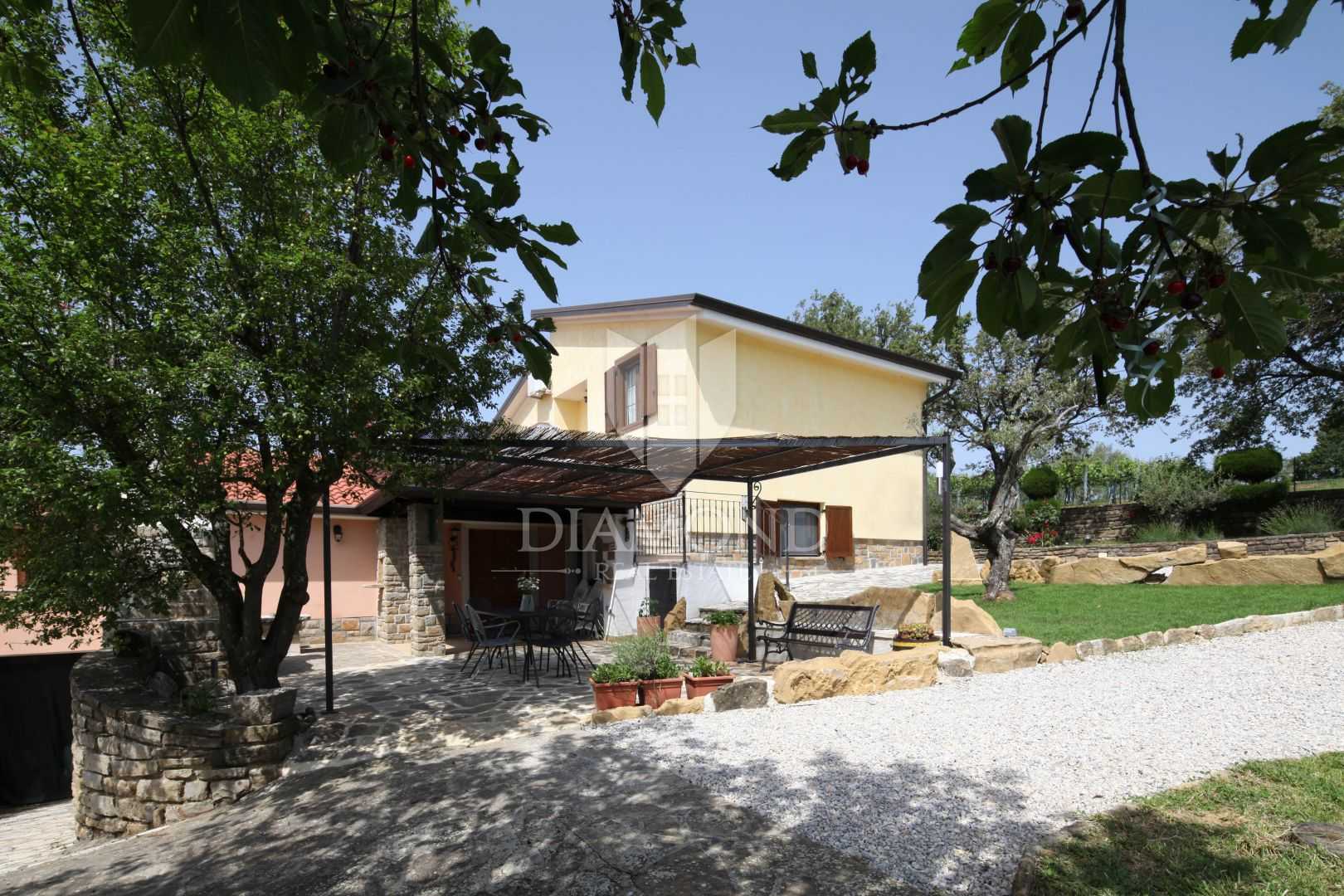 σπίτι σε Grožnjan, Istria County 12010977