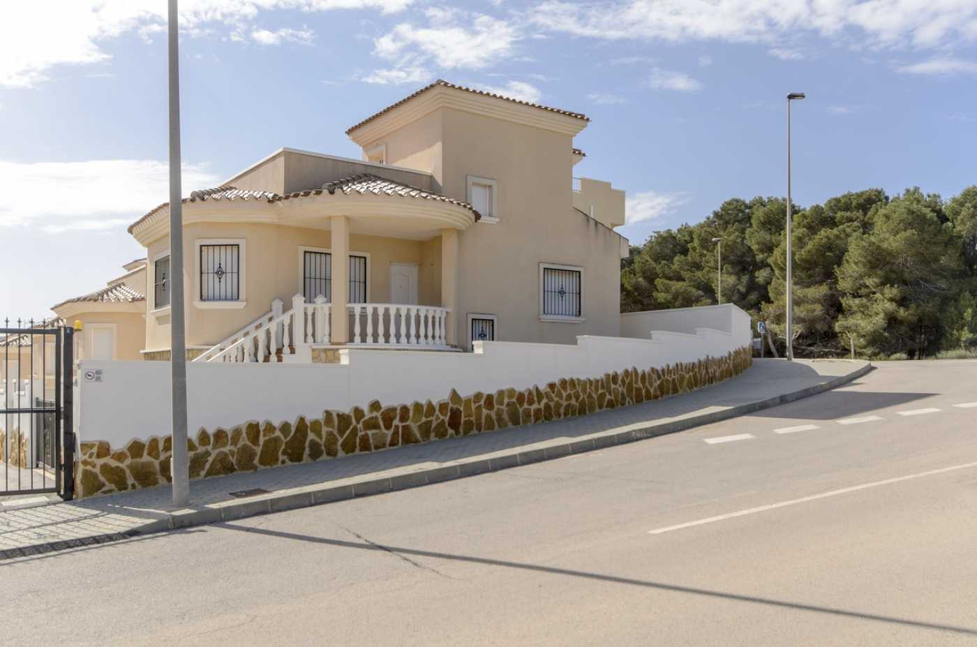 房子 在 Almoradí, Comunidad Valenciana 12011568