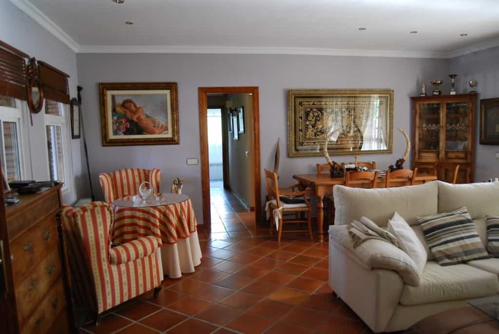 Dom w Alhaurín de la Torre, Andalucía 12012583