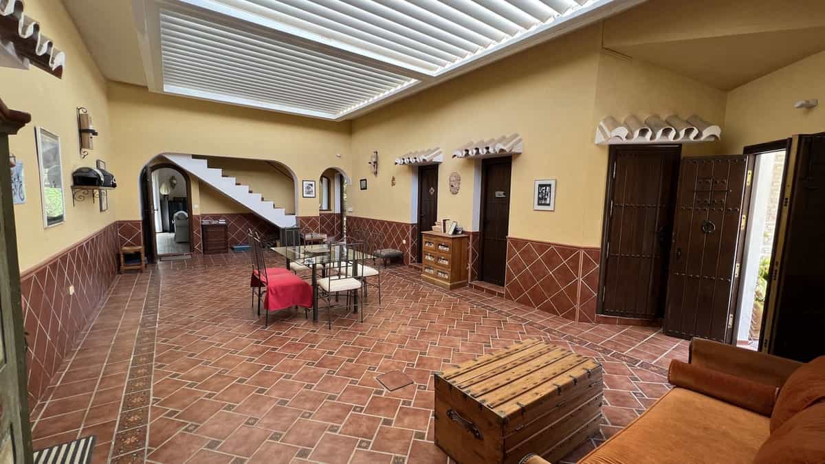 Casa nel Alhaurín el Grande, Andalucía 12012631