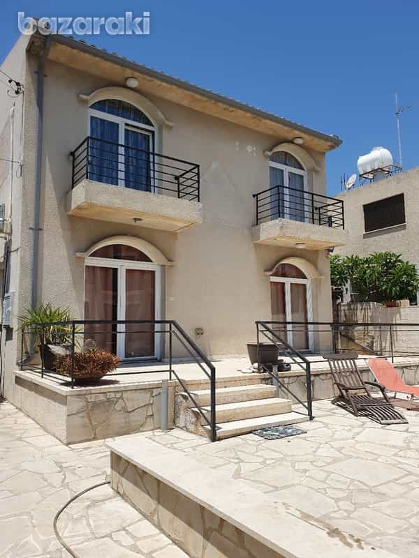 House in Agios Athanasios, Lemesos 12012779