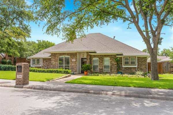 House in Plano, Texas 12013290