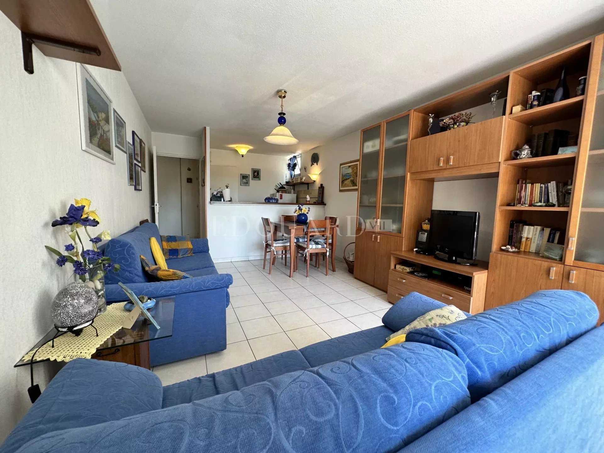 公寓 在 芒通, 普罗旺斯-阿尔卑斯-蓝色海岸 12013384