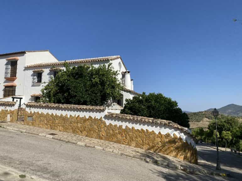 σπίτι σε Zahara de la Sierra, Andalusia 12013563