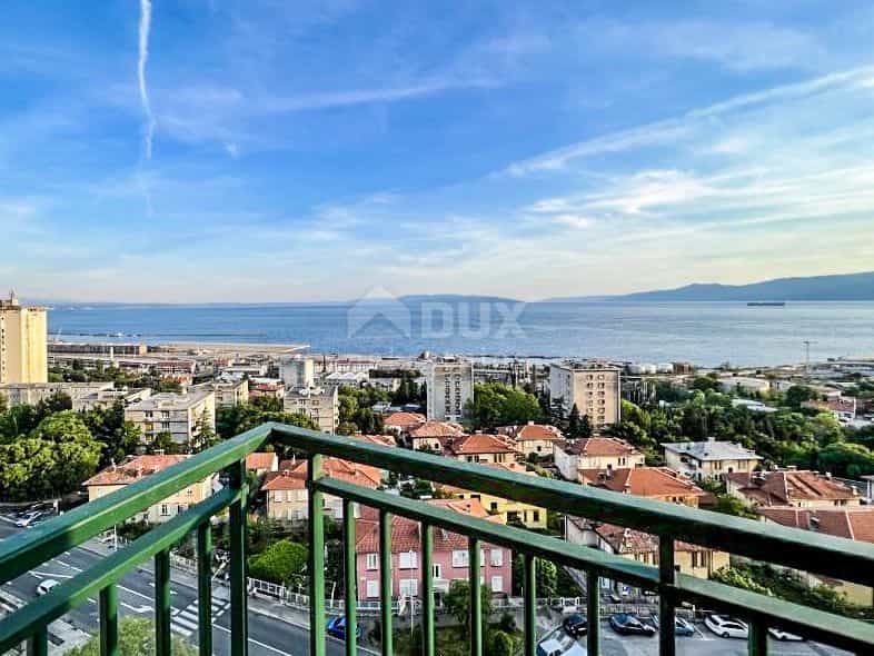 Condominium in Rijeka, Primorsko-goranska županija 12013709
