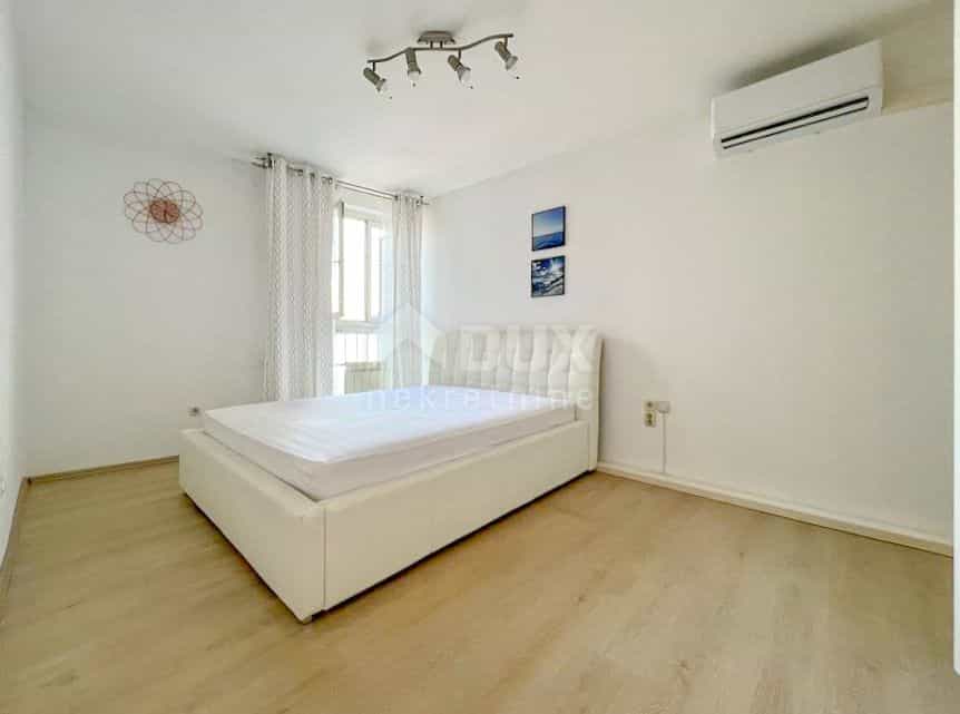 公寓 在 Rijeka, Primorsko-goranska županija 12013709