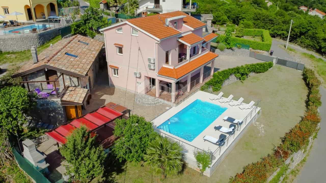 Huis in Icici, Primorsko-Goranska Zupanija 12013720