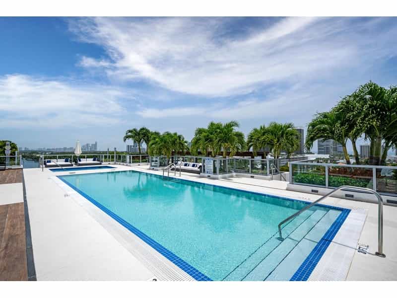 Condominium in Bay Harbor Islands, Florida 12013755