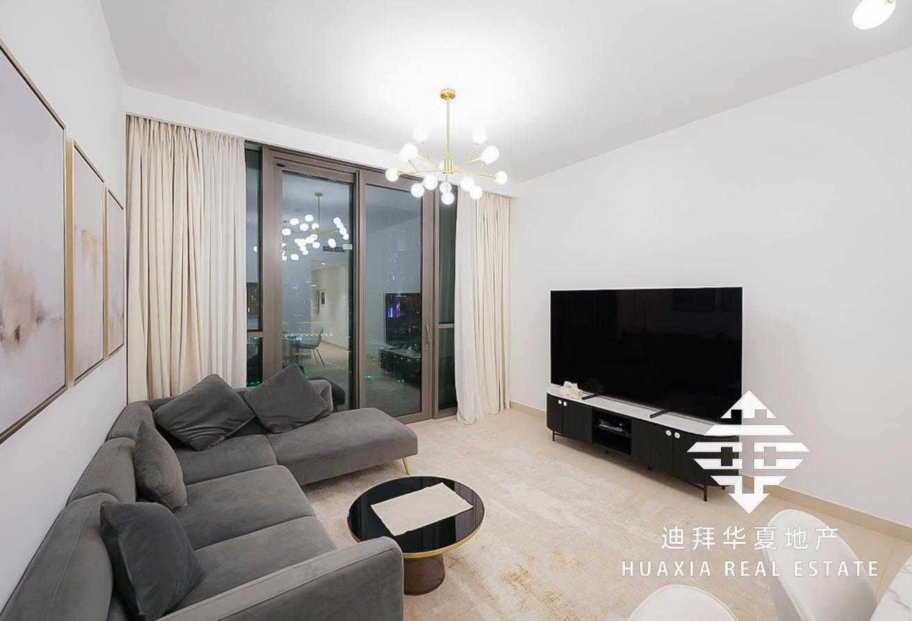 Condominium in Dubai, Dubayy 12013857